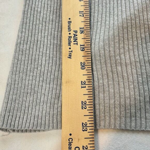 Hooked Up By IOT Long Sleeve Gray Striped Top Stretch Ribbed Knit - Picture 7 of 9